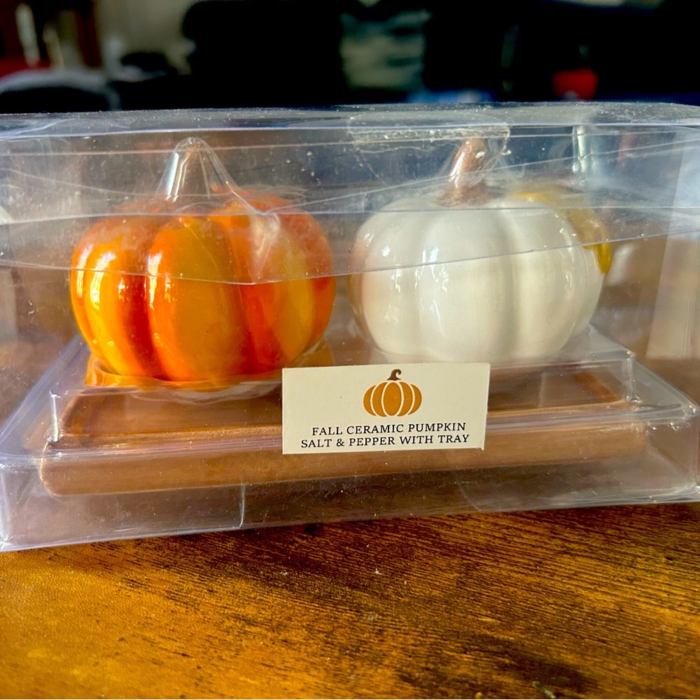Pumpkin Salt and Pepper Shakers